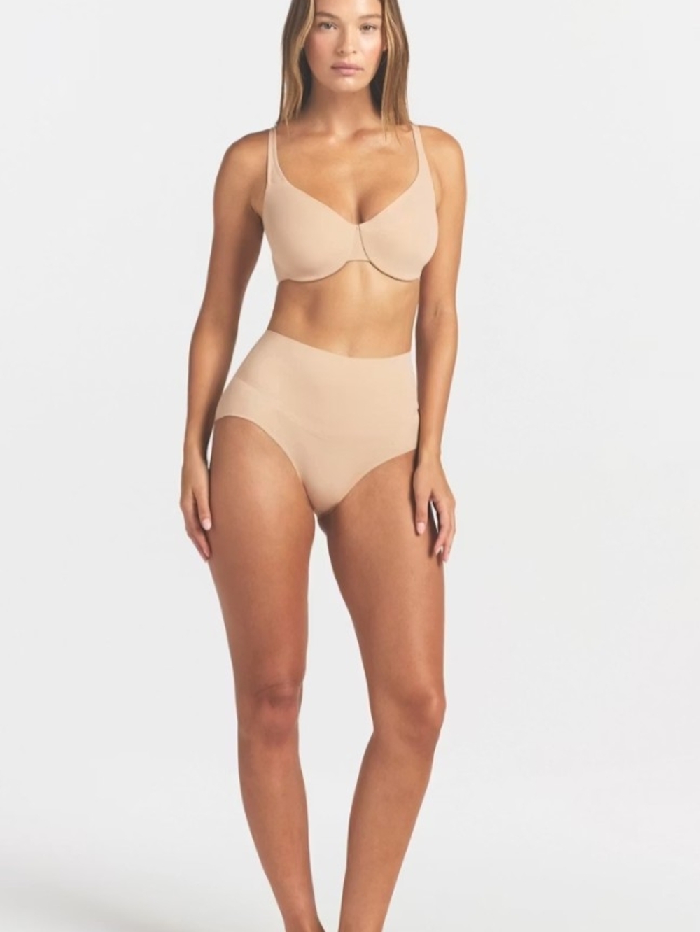 SKIMS NWOT Smooth T-Shirt Bra in Nude - Picture 2 of 2